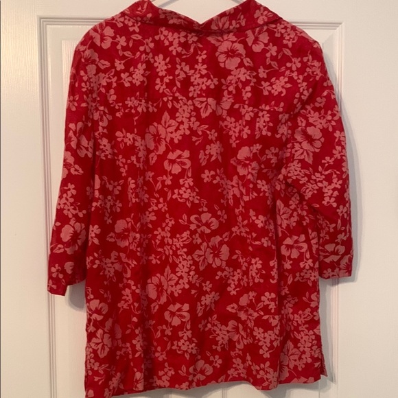 Liz & Me Blouse - Picture 2 of 4